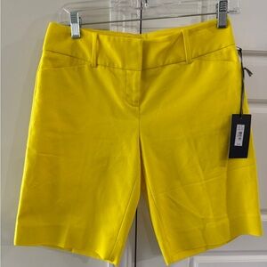 Outback Red NEW Bright Yellow Women's Shorts Size 2 Preppy Sunny Resort